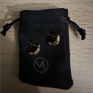 Mejuri Croissant Dome Earrings